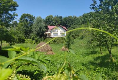 Teren de 1035 mp, în Central - 5