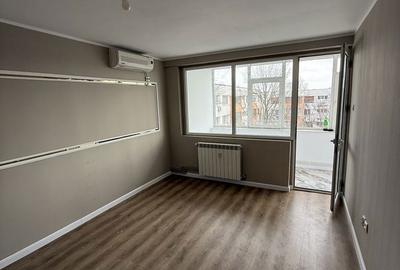 Apartament cu 2 camere semidecomandat în Micro 16 - 1
