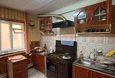 Apartament cu 4 camere decomandat, mobilat în Central - 12