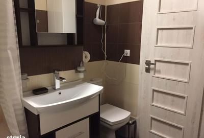 Apartament cu 3 camere decomandat în Răcădău - 2