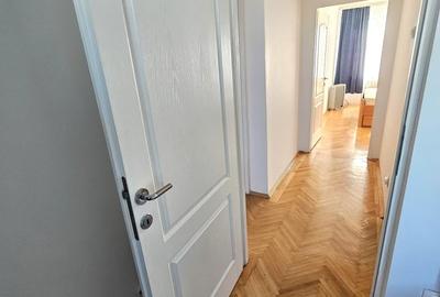 Calea Grivitei-Caraiman Et.5 Mobilat Utilat Bloc Reabilitat Merita Vazut - 9