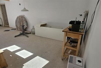 Casa cu curte si parcare in Schei - 9