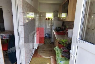 Casă cu 3 camere cu Teren 1614 Mp în Manolache - 3