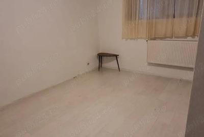 Garsonieră decomandată în Central - 2