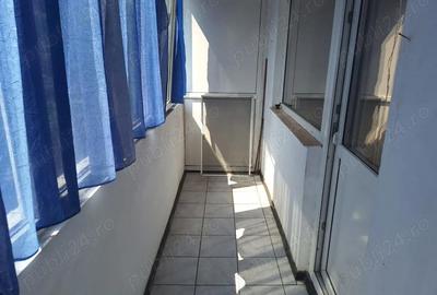Apartament cu 3 camere decomandat în Sud - 4