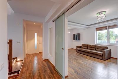 Casă individuală cu 5 camere cu Canalizare în Crevedia - 8