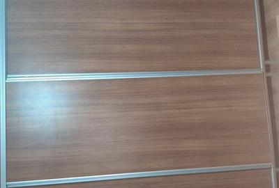 Vand apartament cu 3 cam decomandat cu bucatarie de 22 m ?i terasa cu balcon - 1