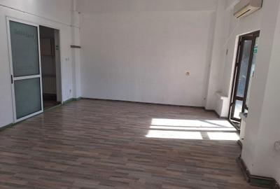 Spațiu comercial, de 140 mp, în Central - 1