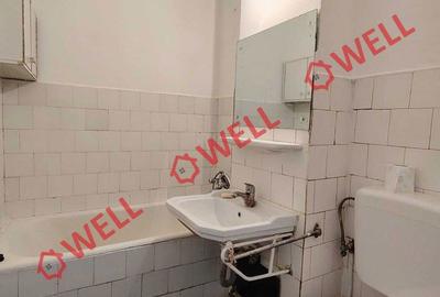 Apartament cu 3 camere semidecomandat în Central - 15