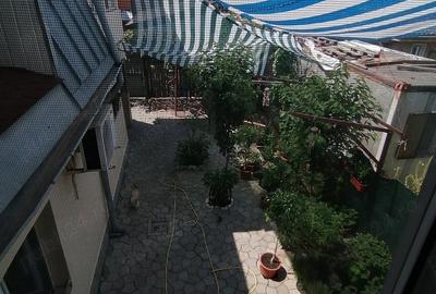 Casă cu 8 camere cu Teren 220 Mp în Berceni - 3