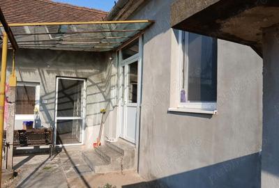 Casă cu 3 camere cu Teren 430 Mp în Salonta - 2