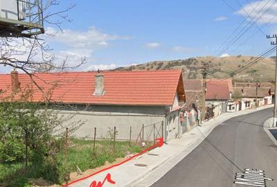 Teren de 1243 mp, în Lancrăm - 4