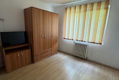 Apartament cu 2 camere decomandat în Central - 2
