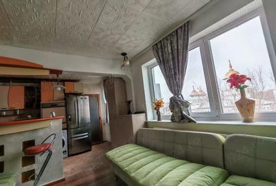 Apartament cu 3 camere decomandat în Tomis Mall - 1