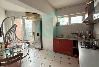 Apartament cu 3 camere decomandat în Calea Călărașilor - 3