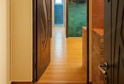 Apartament 3 camere de vanzare Craiova, Rovine - 1