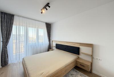 Apartament cu 2 camere semidecomandat, mobilat în Tractorul - 4