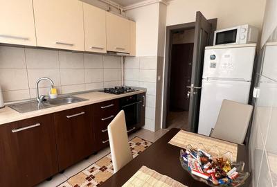 Apartament cu 2 camere semidecomandat, mobilat în Central - 3