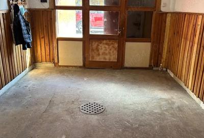 Casă cu Teren 18 Mp în Central - 1