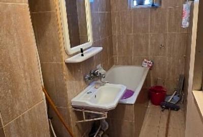 Vânzare apartament 2 camere et2 semidecomandat vis a vis de Carrefour - 4