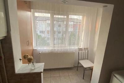 Apartament de vanzare, 2 camere, decomandat, Regele Ferdinand I - 3