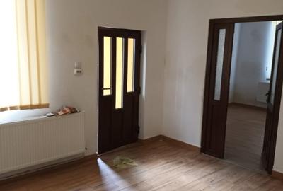 Casa cu 4 Camere,144mp,Teren 443mp,Marasti - 3