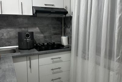 Apartament cu 3 camere semidecomandat în Debarcader - 6