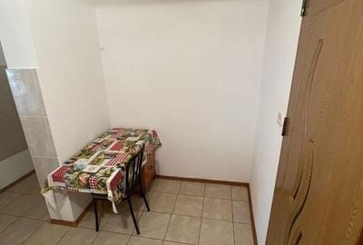 Apartament cu 3 camere decomandat în Central - 2