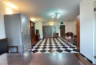 Apartament cu 3 camere decomandat în P-ța Unirii - 4