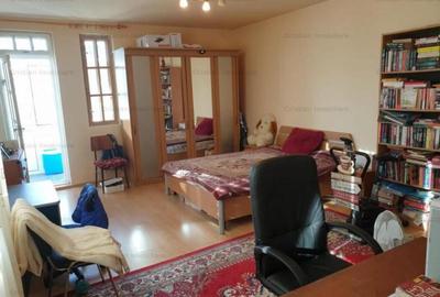 Casă cu 5 camere cu Teren 300 Mp în Central - 7