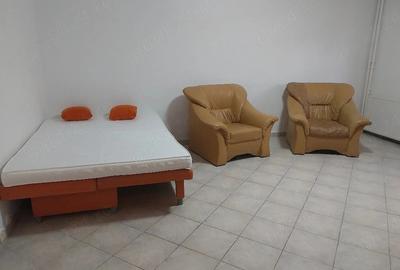 Garsonieră decomandată în Central - 6