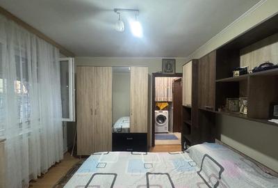 2 cam, 45 mp, bloc caramida, parter, ultracentral - str. Pacii