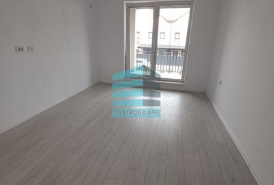 Apartament cu 4 camere decomandat în Titan - 3