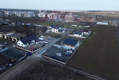 Teren Construcții intravilan de 438 mp, în Nord - 2