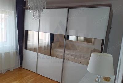 Apartament cu 3 camere decomandat în Vest - 1