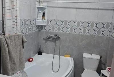 Casă cu 5 camere cu Teren 136 Mp în Central - 9