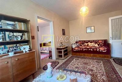 Apartament in zona centrala, str. George Apostu - 9 Mai - 2