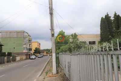 Spațiu comercial, de 3,725 mp, în Central - 7