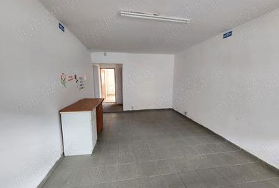 Spațiu comercial, de 54 mp, în Central - 6