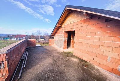 Casă cu 3 camere cu Teren 450 Mp în Bușag - 8