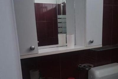 Obor metrou etaj 7 semidecomandat - 9