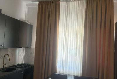 Apartament cu 2 camere decomandat în Central - 2
