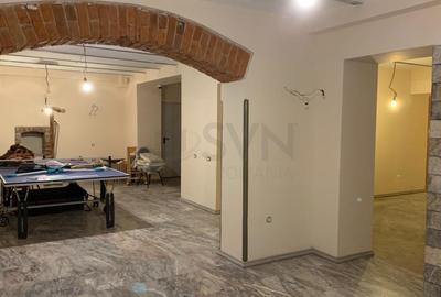 Casă individuală cu 18 camere cu Canalizare în Armeneasca - 10