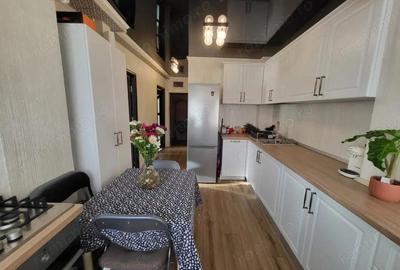 Vanzare apartament 2 camere - etaj 2 *modern mobilat ?i utilat* - zona 9 Mai - 2