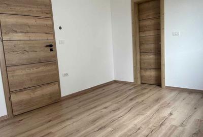 Casă cu 2 camere cu Teren 330 Mp în Central