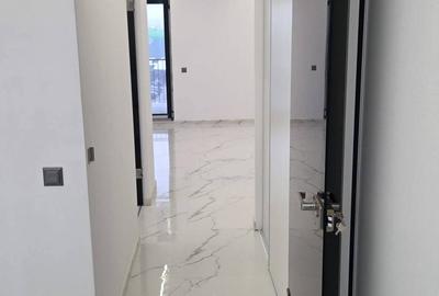 Apartament cu 3 camere decomandat în Florești - 1