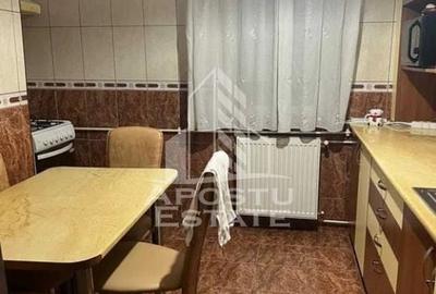 Apartament 3 camere, semidecomandat, zona Kiriac, prima inchiriere. - 9
