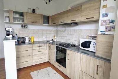 Sanandrei -Apartament 3 camere - doua balcoane -  curte -foisor - beci - zona ex - 13