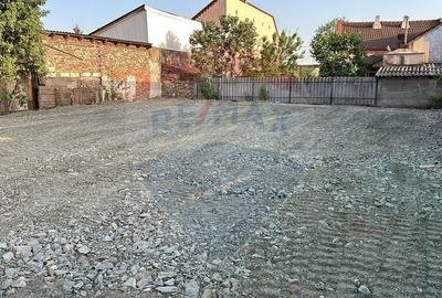 Teren de inchiriat pe strada Cocorilor - 2