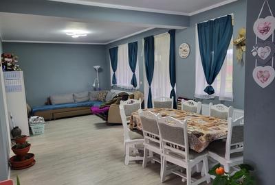 Duplex cu 5 camere cu Teren 350 Mp în Florești - 2